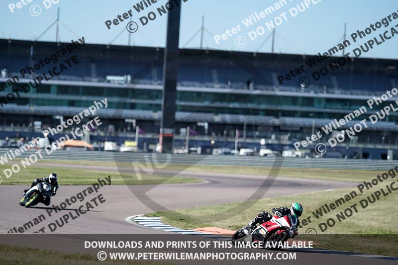 Rockingham no limits trackday;enduro digital images;event digital images;eventdigitalimages;no limits trackdays;peter wileman photography;racing digital images;rockingham raceway northamptonshire;rockingham trackday photographs;trackday digital images;trackday photos